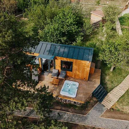 Feelmore Tiny House 펜션 에게르